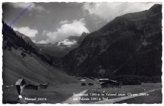 Hintertux, Touristenrast im Valsertal gegen Olperer und Fußstein