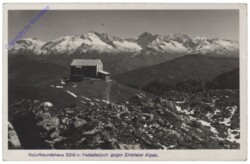 Gschnitz, Naturfreundehaus Padasterjoch gegen Zillertaler Alpen