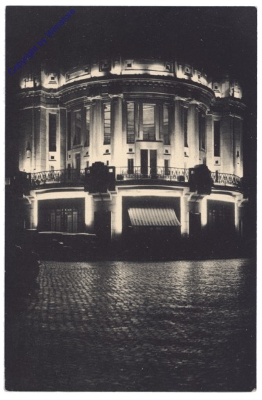 Brüssel, Bruxelles, Palais des Beaux-Arts, Entree Principale, le soir