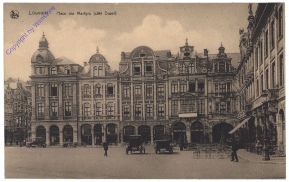 Louvain-la-Neuve, Place de Martyrs (coté Quest)