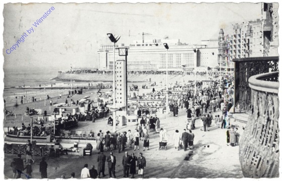 ak119753 Ostende, Digue de la mer et Kursaal