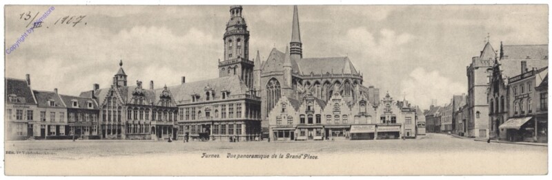 Veurne, Furnes, Vue panoramique de la Grand'Place