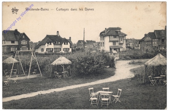 Westende-Bains, Cottages dans les Dunes