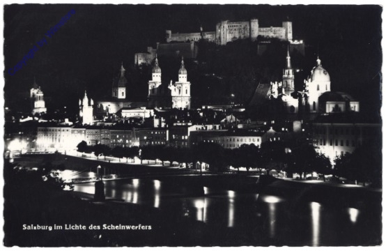 Salzburg, im Lichte des Scheinwerfers