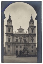 Salzburg, Dom mit Mariensäule