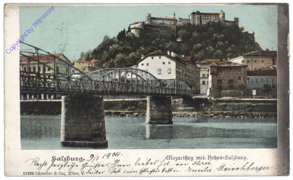 ak120472 Salzburg, Mozartsteg mit Hohen-Salzburg