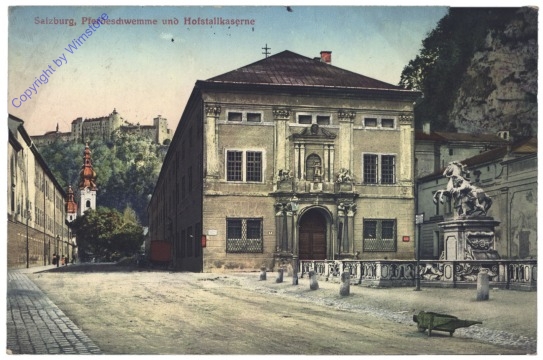 ak120658 Salzburg, Pferdeschwemme und Hofstallkaserne