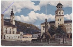 Salzburg, Residenzplatz mit Hofbrunnen und Glockenspiel