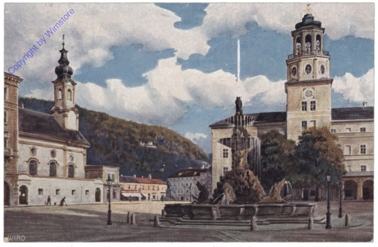 ak120671 Salzburg, Residenzplatz mit Hofbrunnen und Glockenspiel