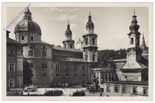 ak120697 Salzburg, Residenzplatz und Hofbrunnen