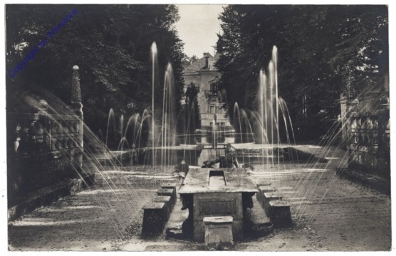 Salzburg, Schloss Hellbrunn, Fürstentisch
