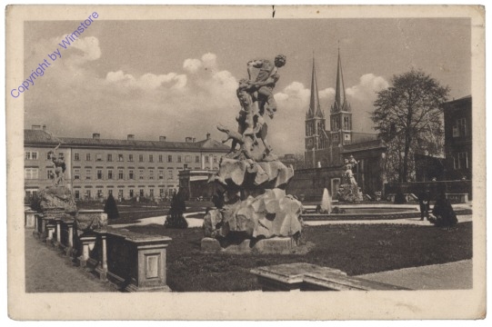 Salzburg, Schloss Mirabell, Mirabellgarten mit Andräkirche