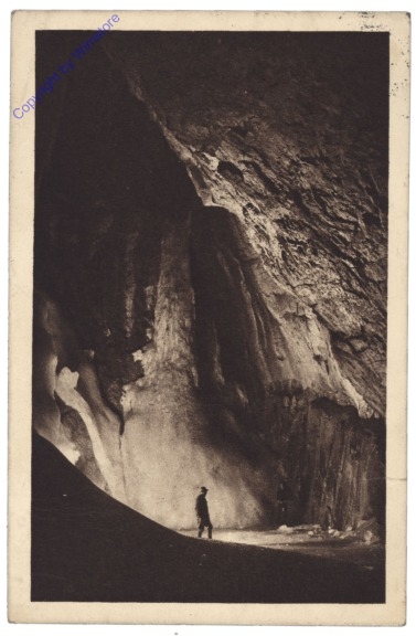 Dachstein-Rieseneishöhle, Gefrorener Wasserfall, Hymirhalle