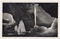 Dachstein-Rieseneishöhle, Eisberge im Parzivaldom