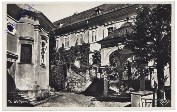 St. Wolfgang, ehemaliger Klosterhof mit Wolfgangbrunnen
