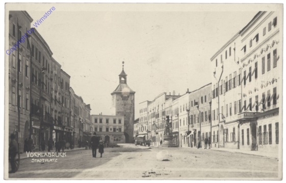 ak124394 Vöcklabruck, Stadtplatz