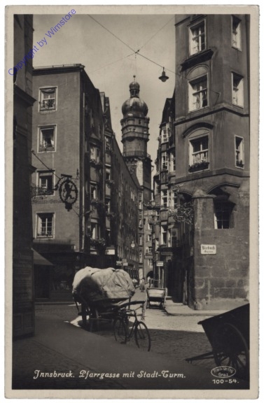 Innsbruck, Pfarrgasse mit Stadt-Turm