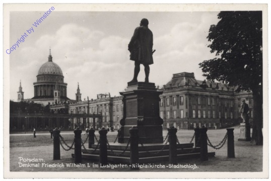 Potsdam, Denkmal Friedrich Wilhelm I. im Lustgarten-Nikolaikirche-Stadtschloß