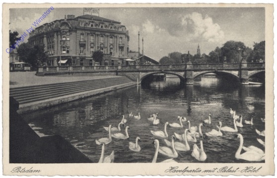 Potsdam, Havelpartie mit Palast-Hotel