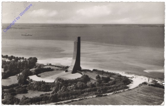 Laboe, mit Marine-Ehrenmal
