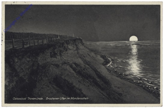 Lübeck, Travemünde, Brodtener Ufer im Mondschein