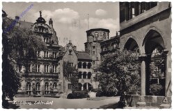 Heidelberg, Schlosshof
