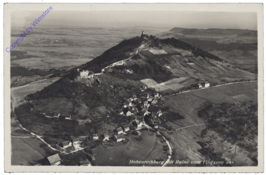 ak126803 Schäbisch Gmünd, Hohenrechberg mit Ruine vom Flugzeug aus