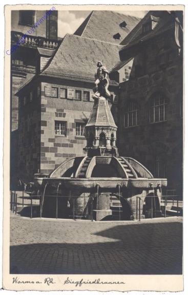 ak127119 Worms, Siegfriedbrunnen