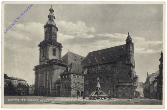 ak127121 Worms, Marktplatz, Dreifaltigkeitskirche Cornelianum u. Siegfriedbrunnen