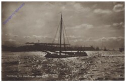 Hamburg, Im Hamburger Hafen