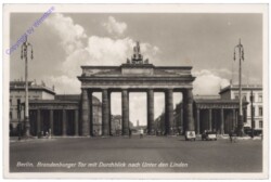 Berlin, Brandenburger Tor mit Durchblick nach Unter den Linden