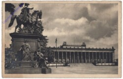 Berlin, Denkmal Friedrich Wilhelm IV. und altes Museum