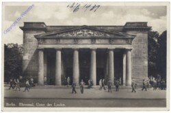 ak127324 Berlin, Ehrenmal, Unter den Linden