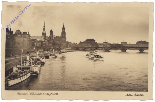 Dresden, Elbe, Dampferanlegestelle