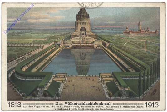 Leipzig, Völkerschlachtdenkmal, im Hintergrund rechts Friedhofskapelle mit Krematorium