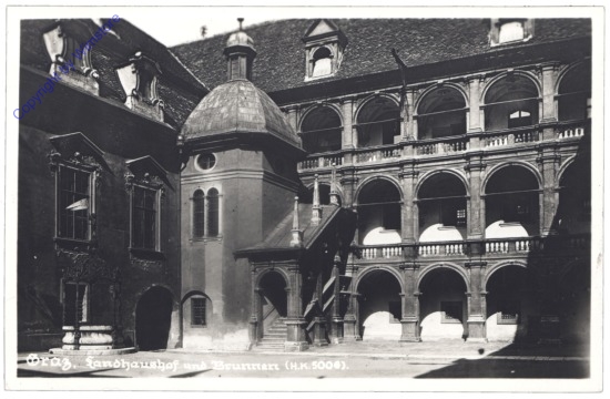 Graz, Landhaushof mit Brunnen