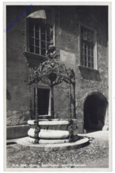 Graz, Landhaus, alter Brunnen
