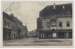 Eggenburg, Kremserstrasse mit bemaltem Haus
