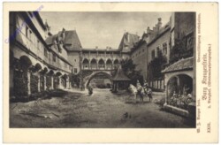 Leobendorf, Burg Kreuzenstein, 2. Burghof (Weitraumphotographie)