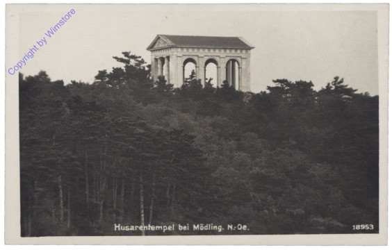 Mödling, Husarentempel