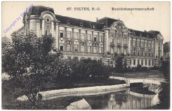 St. Pölten, Bezirkshauptmannschaft