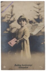 Engerl mit Päckchen