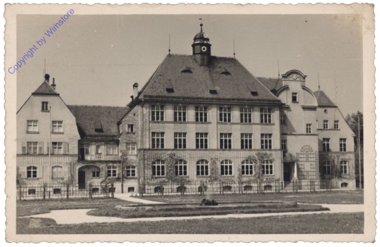 Freilassing, Schulhaus