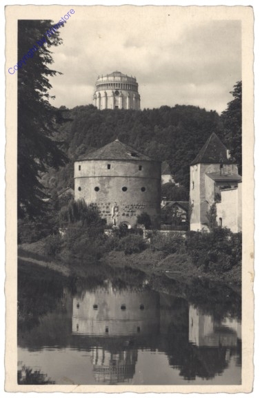 Kelheim, Befreiungshalle und Kriegerdenkmal