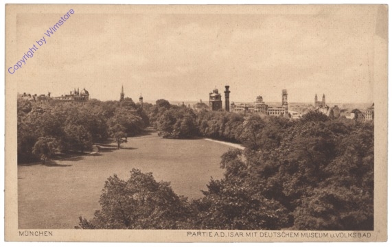 München, Partie an der Isar mit Deutschem Museum und Volksbad
