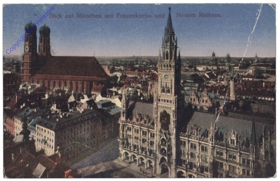 München, Blick auf München mit Frauenkirche und Neuem Rathaus