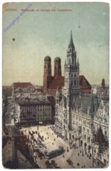 München, Marienplatz mit Rathaus und Frauenkirche