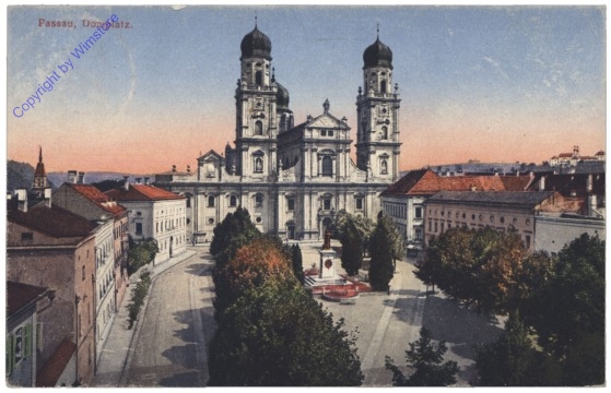 Passau, Domplatz