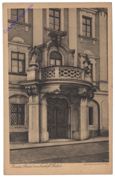 ak135204 Passau, Portal am bischöfl. Palais
