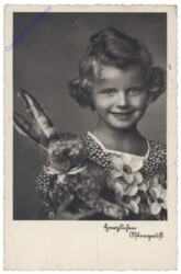 Mädchen mit Osterhasen